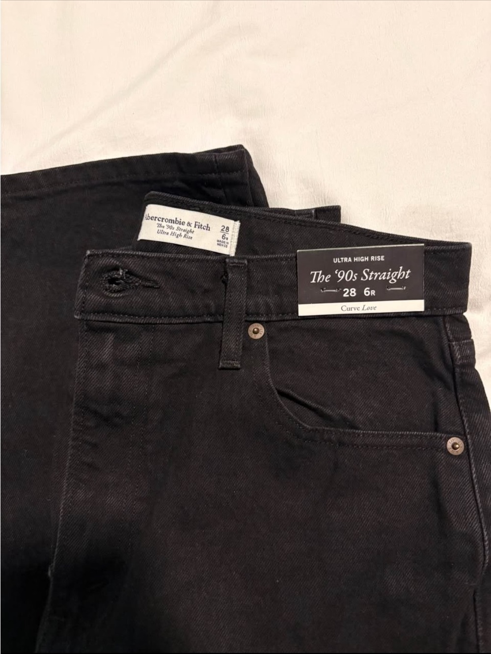 Abercrombie & Fitch Women's '90s Straight Jeans - Black